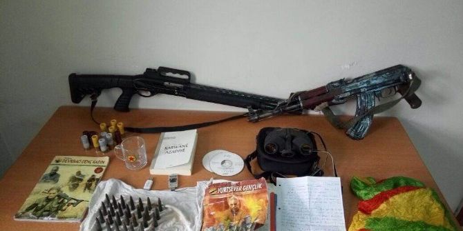 Pkk’ya Ait 130 Bin Paket Kaçak Sigara, Silah Ve Mühimmat Ele Geçirildi