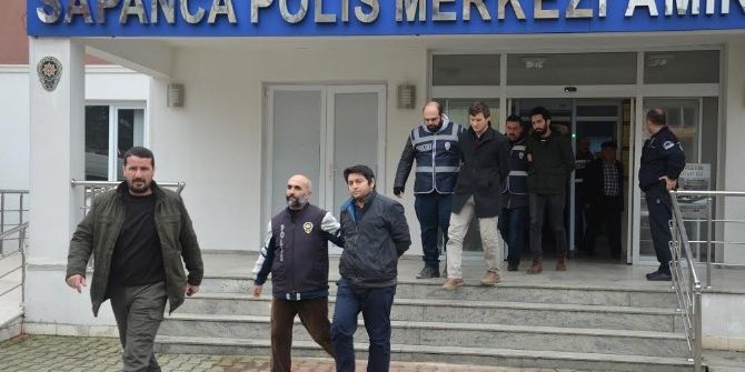 Sakarya’da Bylock Kullanan 3 Kişi Tutuklandı