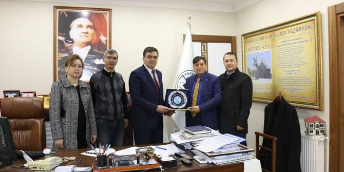 Bem-bir-sen Genel Başkan Yardımcısı Karslı’dan Başkan Yalçın’a Ziyaret