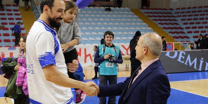 Büyükçekmece, Tofaş Deplasmanından Umutlu