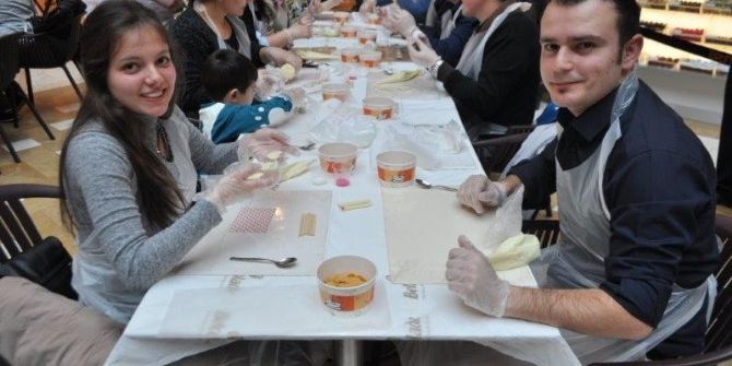 Sevgililer 14 Şubat Öncesi Çikolata Atölyesinde Buluşacak