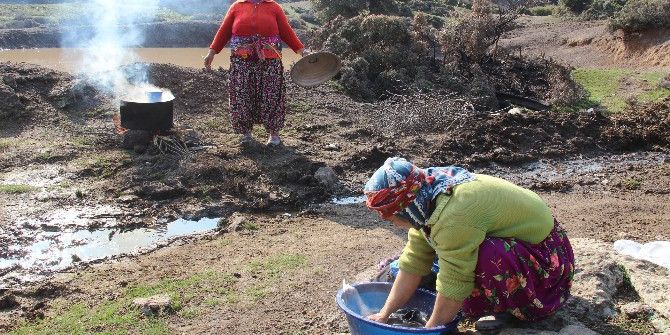 Deprem Bölgesinde Hayat Normale Dönüyor