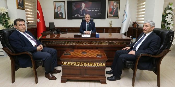 Başkan Gürlesin Müsteşar Yardımcısı Tuzcuoğlu’nu Ağırladı