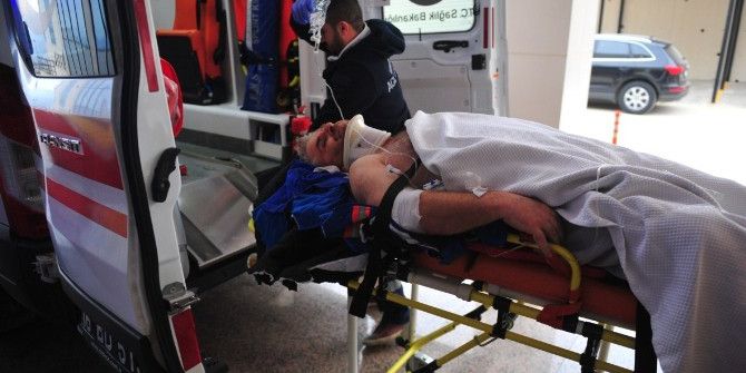 Kopan Vinçle Birlikte Yere Çakıldı