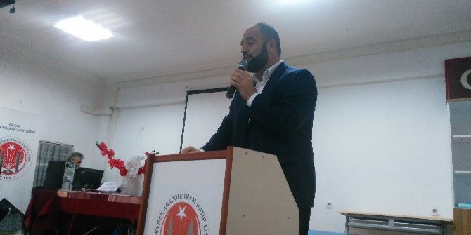 Öğrencilere "Namaz İle Diriliş” Konferansı