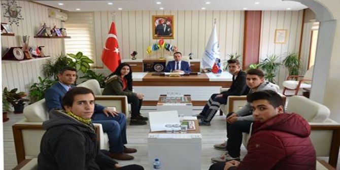 Gençlerin Sorunları Masaya Yatırıldı