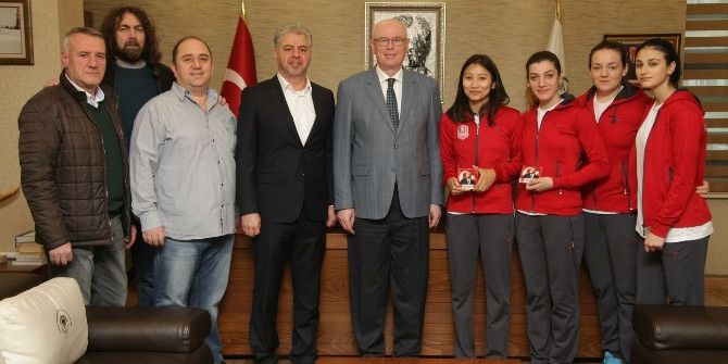 Başkan Kurt: “Spora Desteğimiz Devam Edecek”