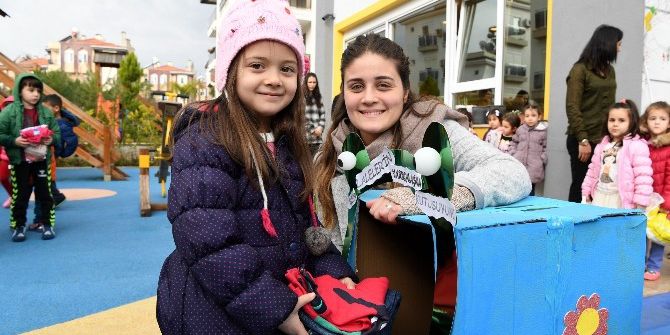 Konyaaltı Belediyesi Kreşi’nden Eşya Yardımı