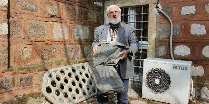 Cemaat Camiye Girmeye Korkuyor