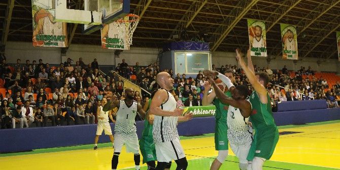 Akhisar Belediyespor, Bursaspor Durmazlar’a Konuk Olacak