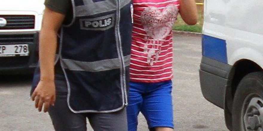 Fuhuş Yaptırmaktan Yakalanınca "Çocuğuma Bakıyordu" Dedi
