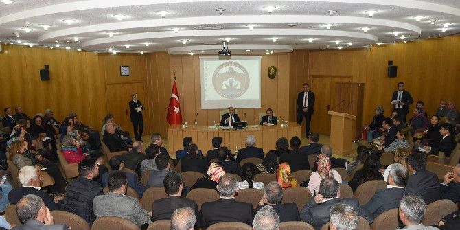 Vali Demirtaş Vatandaşlarla Buluştu