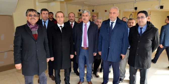 Yeşilyurt Belediyesi Çırmıktı Poliklinik Merkezinin Yapım Masraflarını Üstlendi