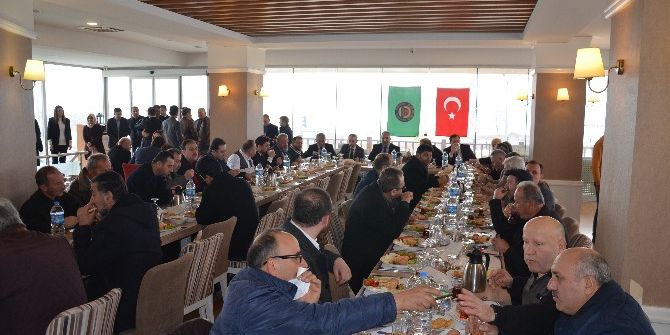 Ziraat Odası Muhtarlar Ve Delegelerle Buluştu