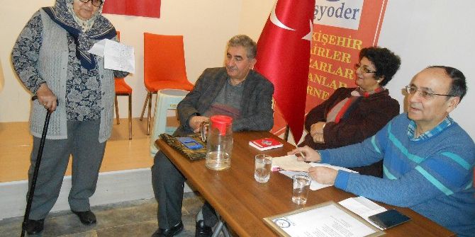 Eskişehir’de Şiir Ve Türkü Etkinliği