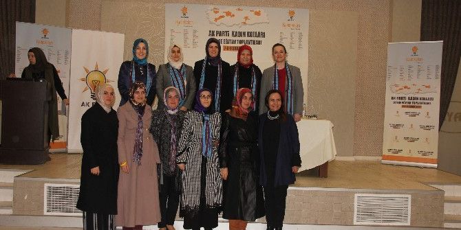 Ak Kadınlar Referandum Çalışmaları İçin Hazır