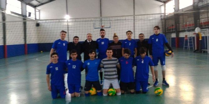 Aile Ve Sosyal Politikalar Spor Kulübü Voleybol Takımı Kuruldu