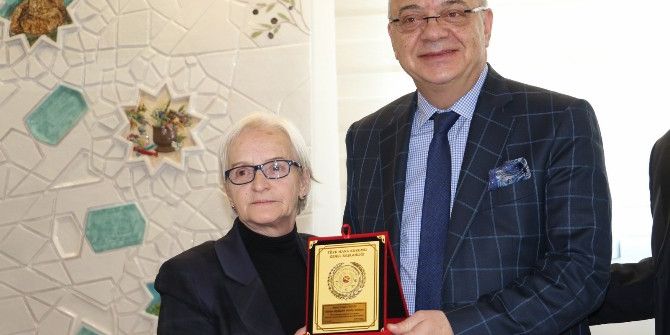 Türk Hava Kurumundan Başkan Ergün’e Plaket