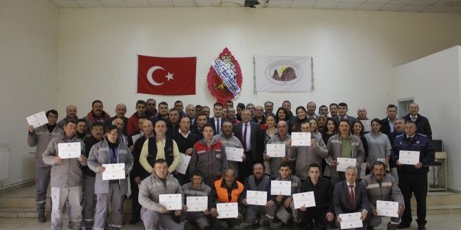 Uçhisar Belediyesi Personeli, Hizmet İçi Eğitim Sertifikalarını Aldı