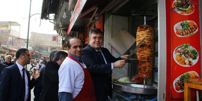 İl Emniyet Müdürü Tipioğlu Esnafla Bir Araya Geldi