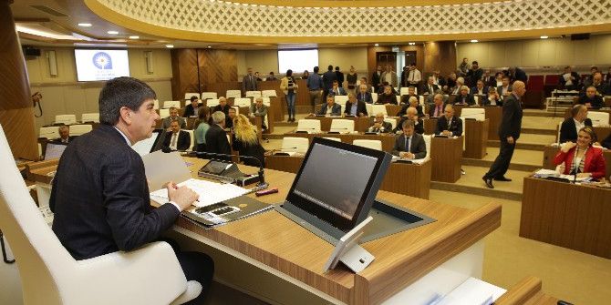 Büyükşehir Belediyesi Yatırımlar İçin 76 Milyon Lira Borçlanacak