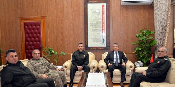 Tümgeneral Özkara’dan Vali Elban’a Ziyaret
