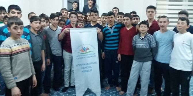 Gençlik Merkezi’nin Bağımlılıkla Mücadele Çalışmaları Sürüyor