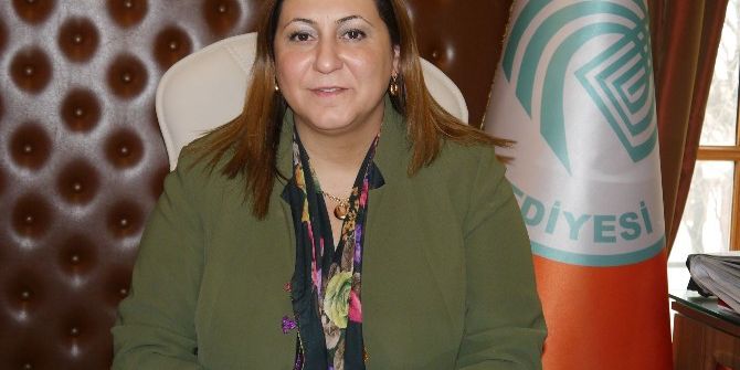 Gegeoğlu’ndan Kadınlara ‘Dünya Kadınlar Günü’ Hediyesi