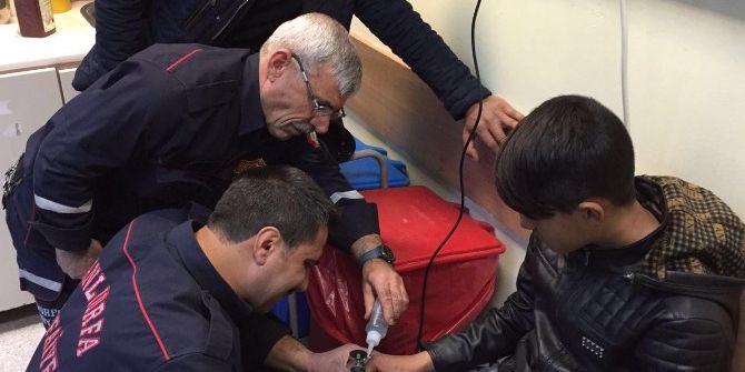 Parmağına Sıkışan Yüzüğü İtfaiye Çıkardı