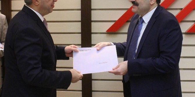 Kırklareli Üniversitesi Rektörü Şengörür Atama Belgesini Aldı