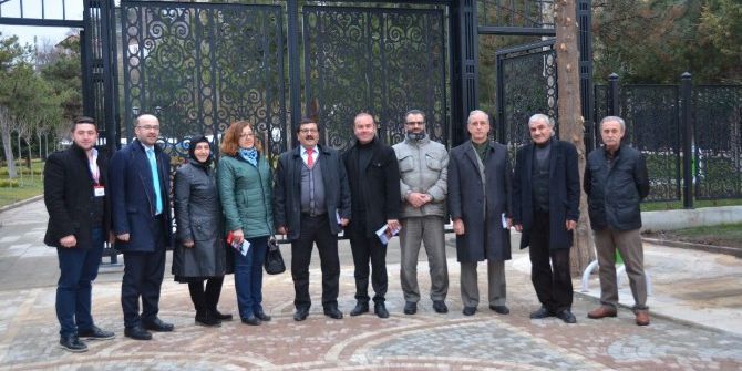 Bozüyüklü Muhtarlardan Tarih Şeridi Ve Şeyh Edebali Türbesi’ne Ziyaret