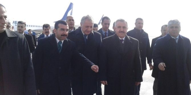 Bakan Arslan Memleketi Kars’ta