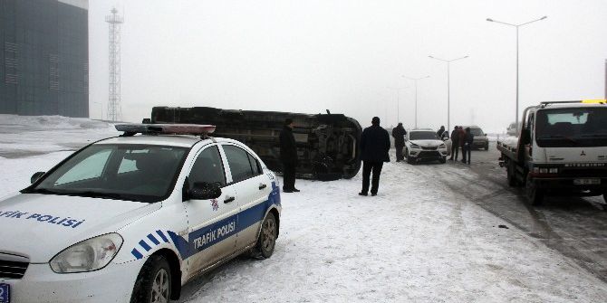 Erzurum’da Yoğun Sis Uçak Seferlerini Aksattı