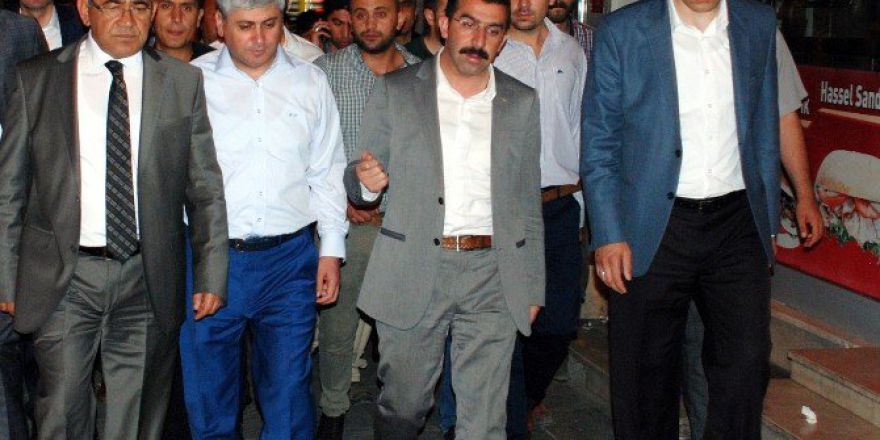 Protokol Gece Kars’ı Gezdi