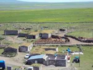 Kars Bayraktar Köyü
