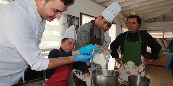 Özel Öğrencilerden Lezzetli Cup Kekler