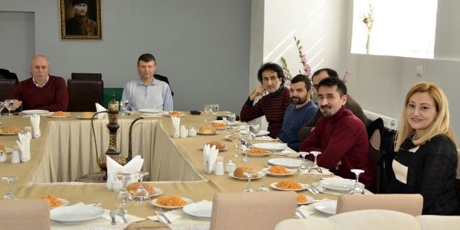 Hakkari İl Jandarma Komutanı Basınla Sohbet Toplantısı Düzenledi