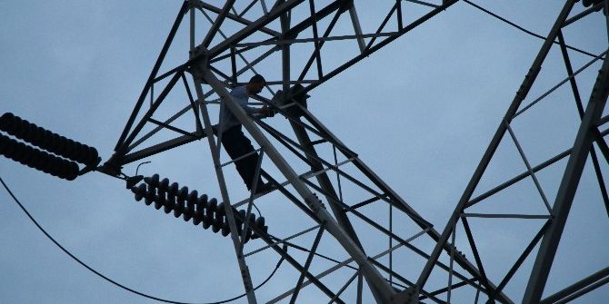 Kızının İlaçlarını Alamayınca İntihara Kalkıştı