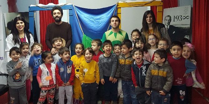 Nazilli’de Minikler Tiyatroyla Eğlendi