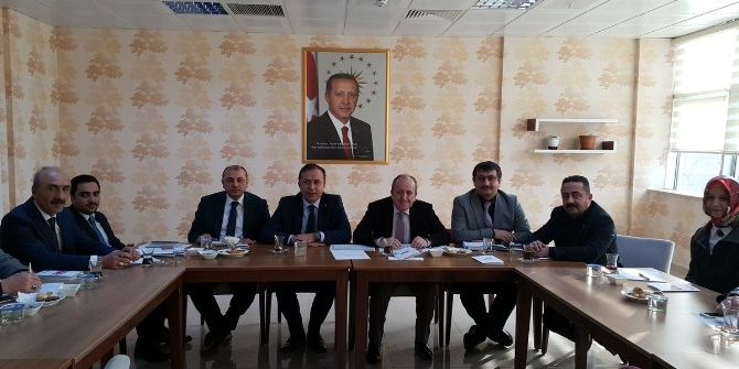 Ak Parti İlçe Başkanları Toplantısı Yapıldı