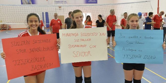 Muratpaşa’da Okul Salonlarına Yoğun İlgi