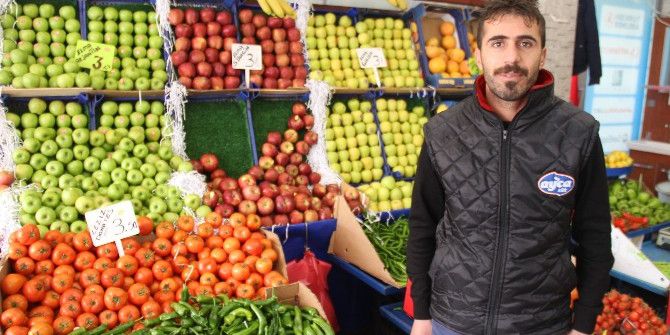 Manavlar Komisyonculardan Dertli