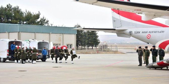 Fırat Kalkanı Harekatı Şehitleri Memleketlerine Uğurlandı