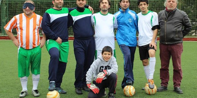 Gözleri Görmüyor Ama Her Attıkları Gol Oluyor