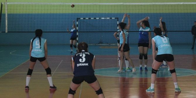 Silopi Voleybol Bölgesel Lig Grup Müsabakalarına Ev Sahipliği Yaptı