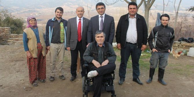 Engelli Adamın Yüzü Büyükşehirle Güldü