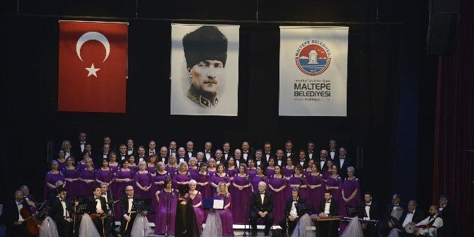 Belediye Korosu “Bir Nefes Aşk” Dedi