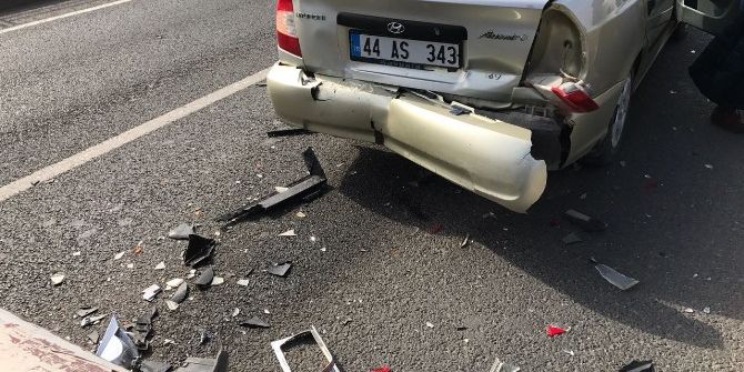 Malatya’da Meydana Gelen Kazada Maddi Hasar Oluştu