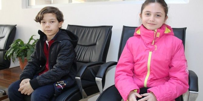 Şalmanlı Ve Erdemirburç Başarılarının Sevincini Kaymakam Nazlı İle Paylaştı