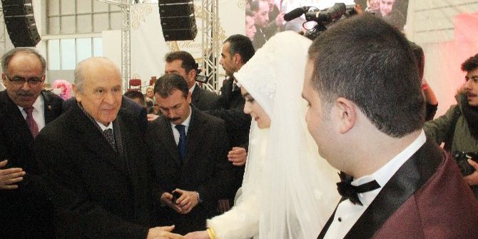 Mhp Lideri Bahçeli, Konya’da Düğüne Katıldı